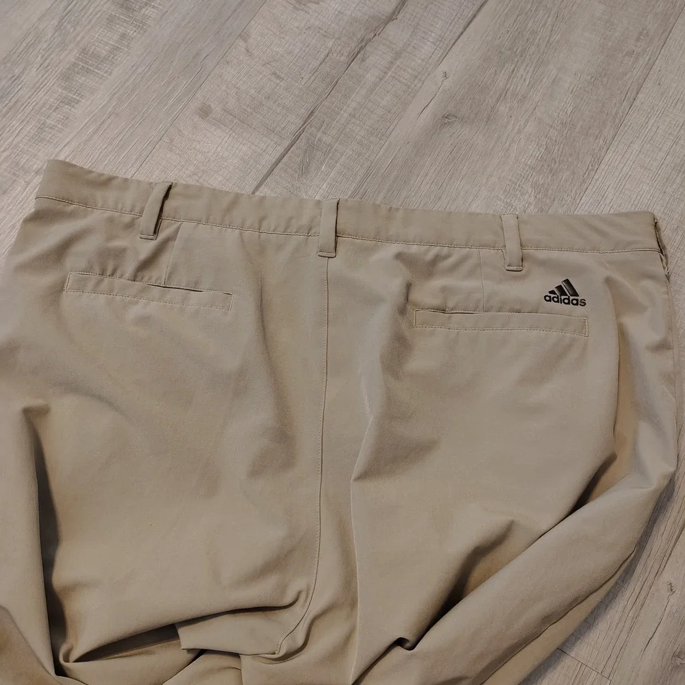Adidas Golf Ultimate Tapered Fit Pants Mens 42x30 Khaki‎ Tan AF2713 Stretch